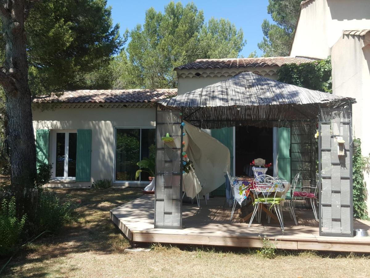 L'Oliveraie En Provence Lambesc Exteriör bild